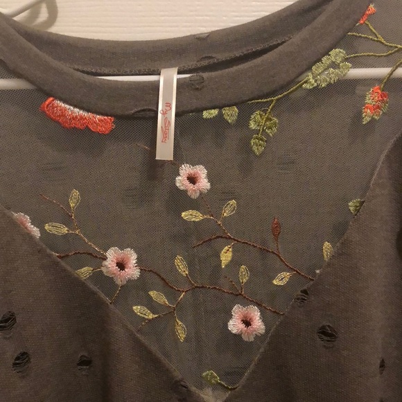 My Story - brown ripped tee - Picture 3 of 6